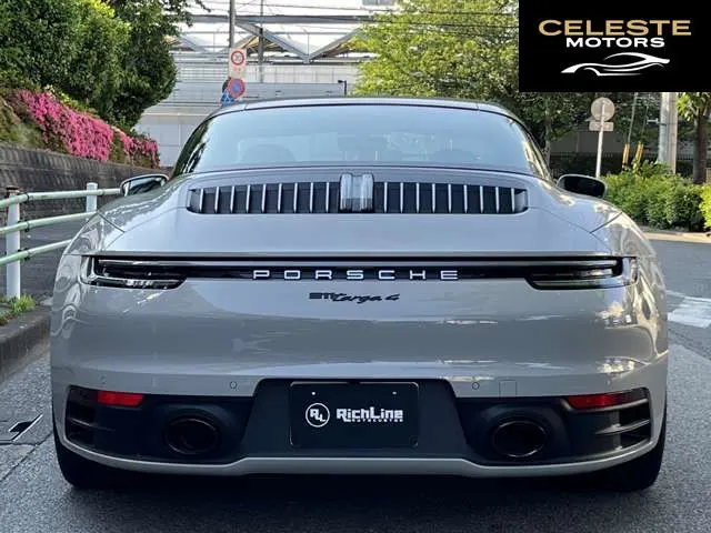 PORSCHE 911 2024 — photo 4 sur 8