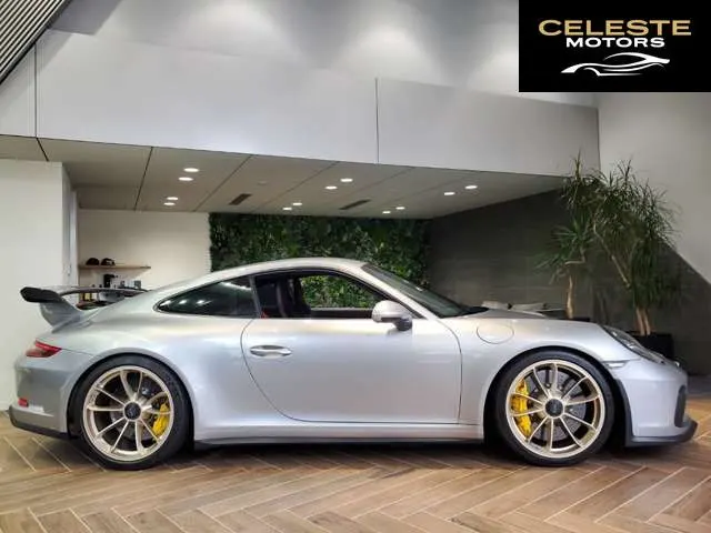 PORSCHE 911 2018 — photo 3 sur 8