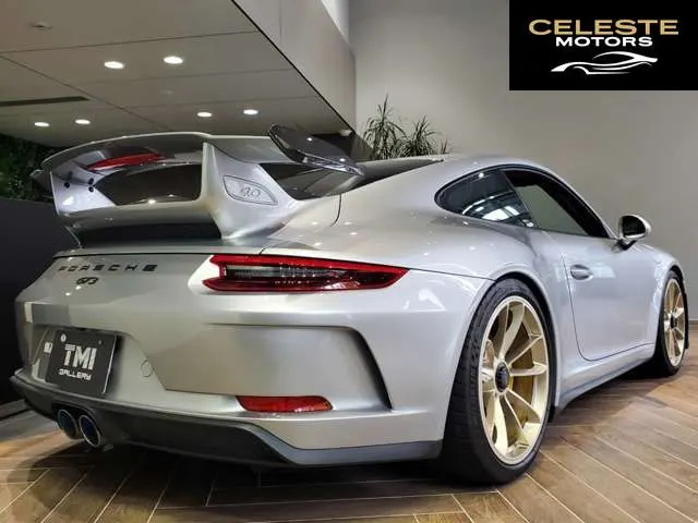 PORSCHE 911 2018 — photo 7 sur 8