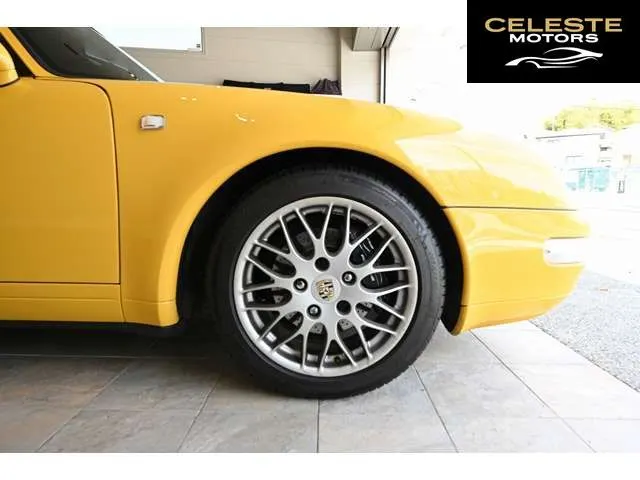PORSCHE 911 1996 — photo 5 sur 8