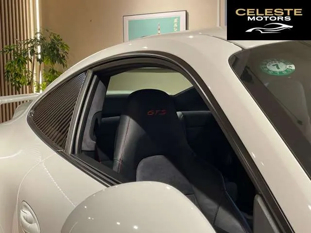 PORSCHE 911 2015 — photo 6 sur 8