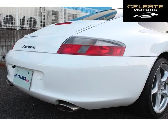 PORSCHE 911 2004 — photo 6 sur 8