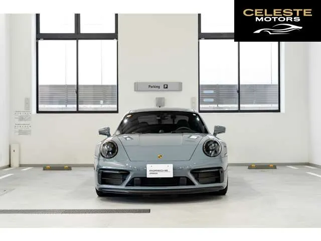 PORSCHE 911 2024 — photo 4 sur 8