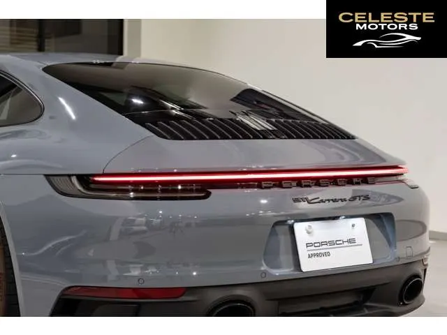 PORSCHE 911 2024 — photo 7 sur 8