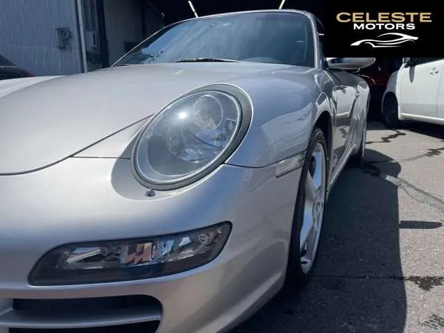 PORSCHE 911 2004 — photo 5 sur 8