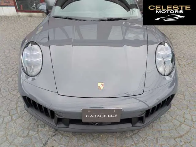 PORSCHE 911 2025 — photo 3 sur 8