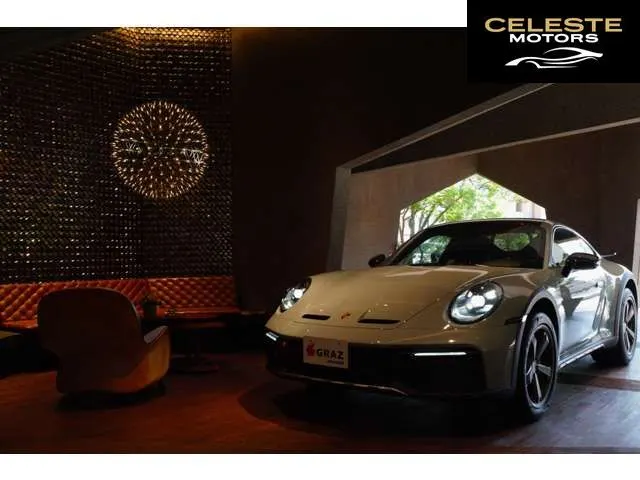 PORSCHE 911 2024 — photo 8 sur 8