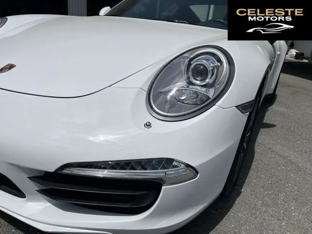 PORSCHE 911 2013 — photo 7 sur 8