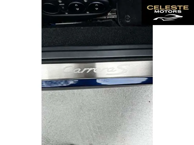 PORSCHE 911 1997 — photo 8 sur 8