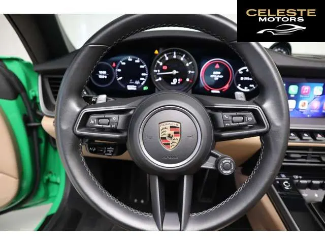 PORSCHE 911 2021 — photo 6 sur 8