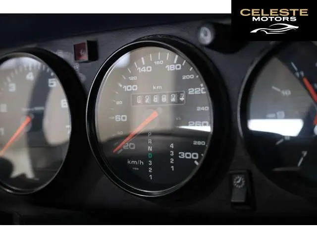 PORSCHE 911 1994 — photo 6 sur 8