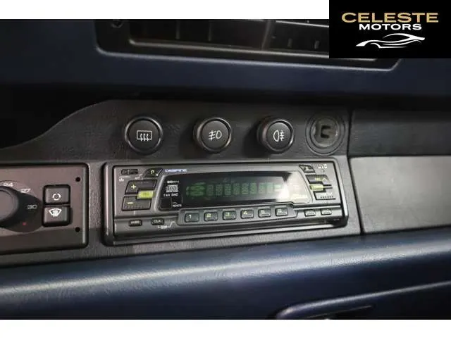 PORSCHE 911 1994 — photo 7 sur 8