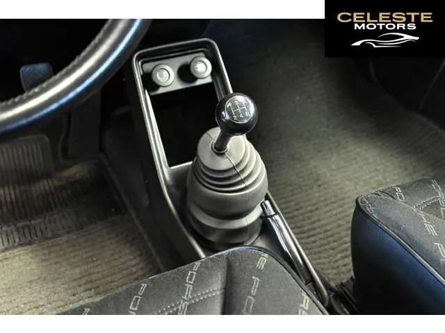 PORSCHE 911 1985 — photo 8 sur 8