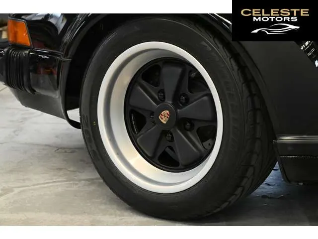 PORSCHE 911 1986 — photo 3 sur 8