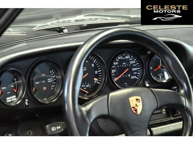 PORSCHE 911 1986 — photo 7 sur 8