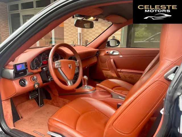 PORSCHE 911 2005 — photo 2 sur 8