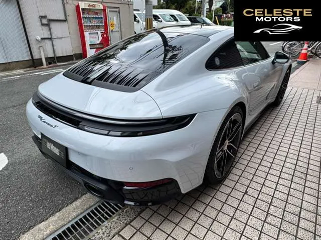 PORSCHE 911 2025 — photo 8 sur 8