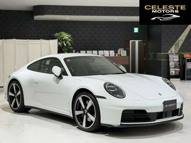 PORSCHE 911 2025 — photo 4 sur 8