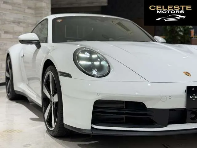 PORSCHE 911 2025 — photo 6 sur 8