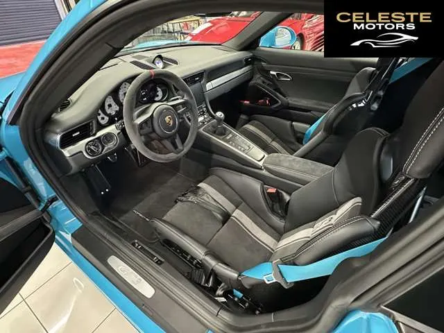 PORSCHE 911 2019 — photo 8 sur 8