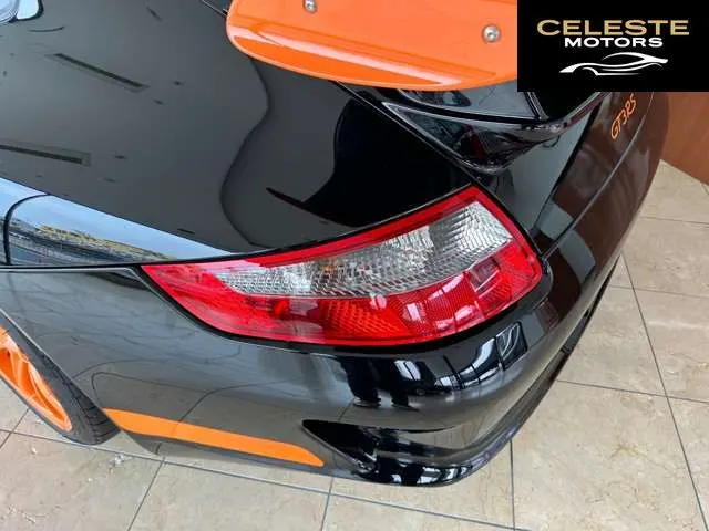PORSCHE 911 2007 — photo 6 sur 8