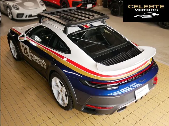 PORSCHE 911 2024 — photo 2 sur 8