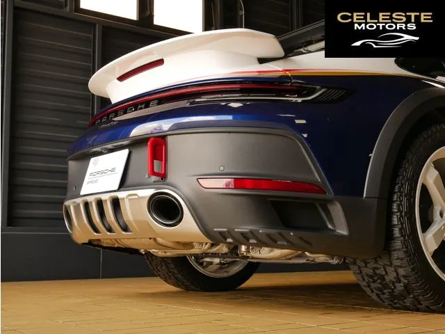 PORSCHE 911 2024 — photo 3 sur 8