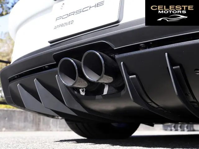 PORSCHE 911 2022 — photo 5 sur 8