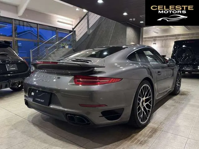 PORSCHE 911 2013 — photo 6 sur 8
