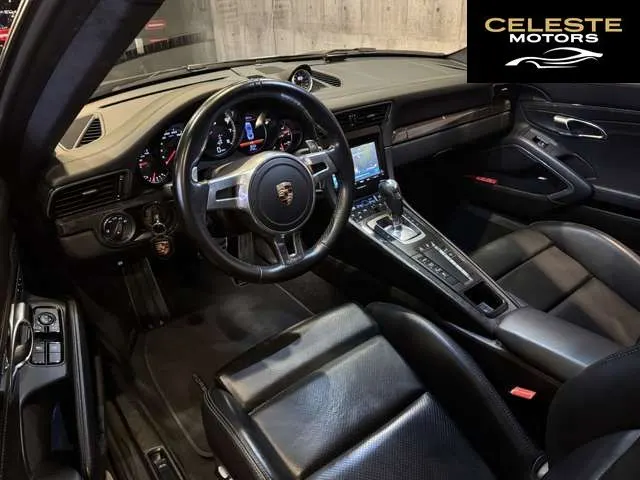 PORSCHE 911 2013 — photo 8 sur 8