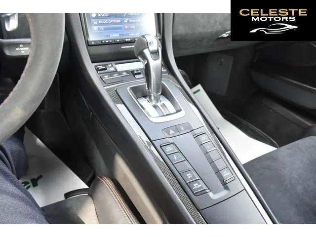 PORSCHE 911 2016 — photo 8 sur 8