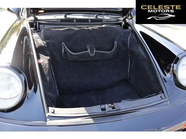 PORSCHE 911 1990 — photo 2 sur 8