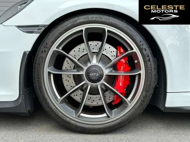 PORSCHE 911 2014 — photo 6 sur 8