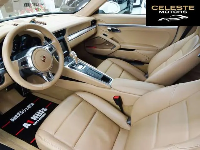 PORSCHE 911 2012 — photo 8 sur 8