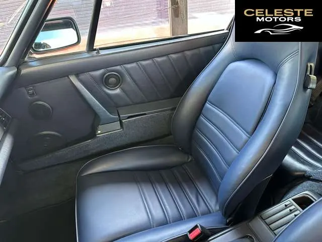 PORSCHE 911 1990 — photo 6 sur 8