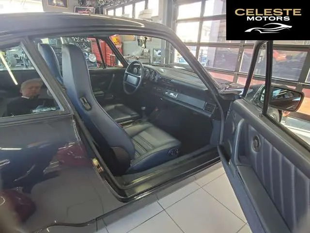 PORSCHE 911 1990 — photo 7 sur 8