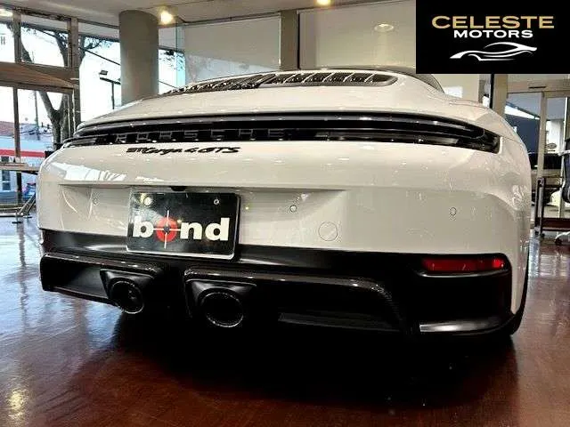 PORSCHE 911 2025 — photo 5 sur 8