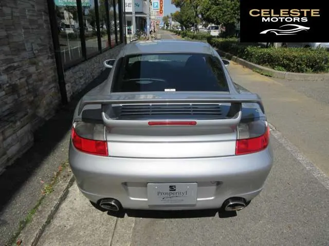 PORSCHE 911 2002 — photo 4 sur 8