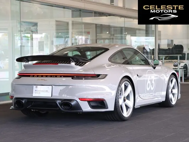 PORSCHE 911 2025 — photo 3 sur 8