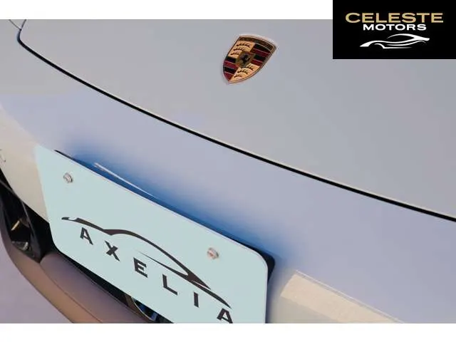 PORSCHE 911 2025 — photo 5 sur 8