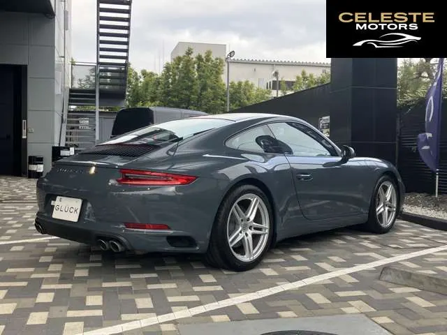 PORSCHE 911 2017 — photo 4 sur 8