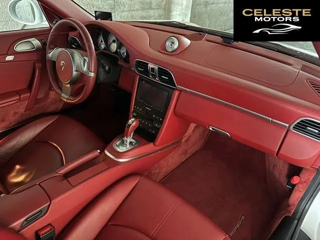 PORSCHE 911 2009 — photo 7 sur 8