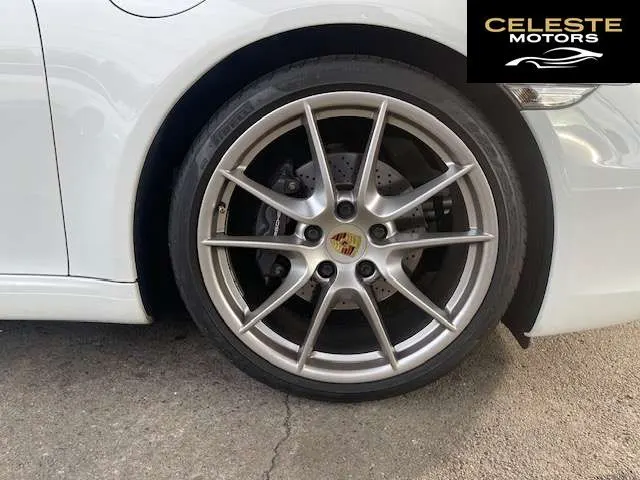 PORSCHE 911 2012 — photo 5 sur 8