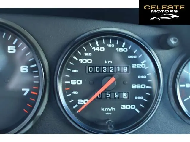 PORSCHE 911 1992 — photo 3 sur 8