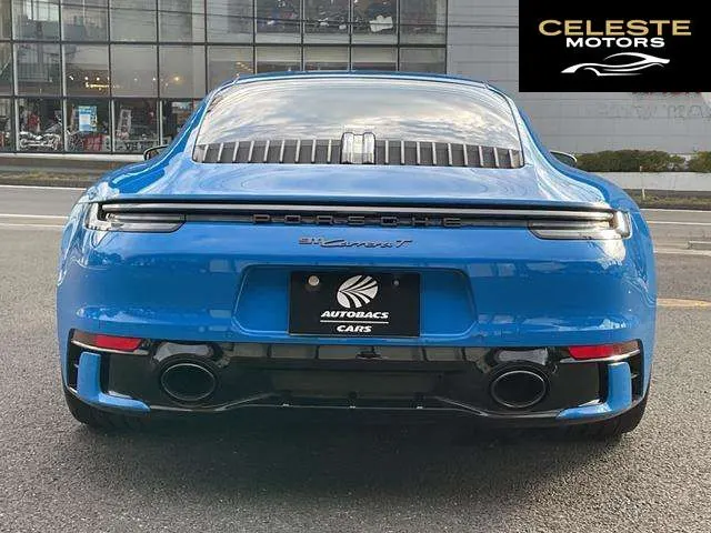 PORSCHE 911 2024 — photo 8 sur 8