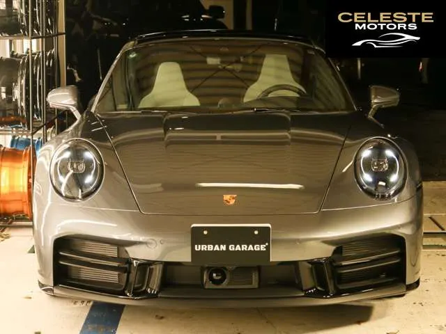 PORSCHE 911 2024 — photo 5 sur 8