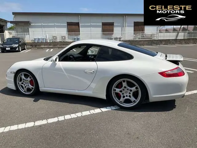 PORSCHE 911 2006 — photo 6 sur 8