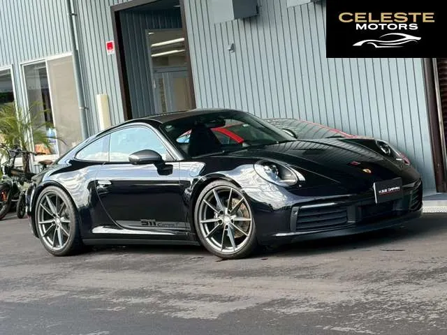 PORSCHE 911 2023 — photo 2 sur 8