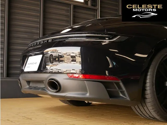 PORSCHE 911 2025 — photo 5 sur 8