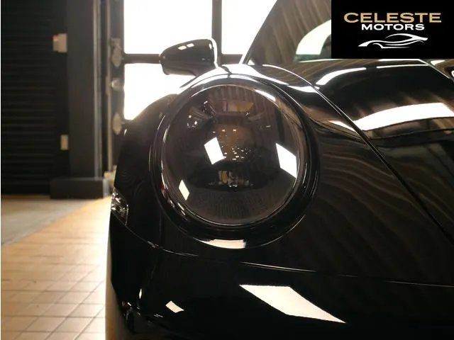 PORSCHE 911 2025 — photo 6 sur 8